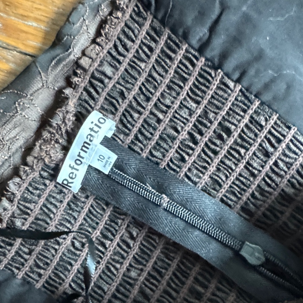 Elegant brown black embroidered  Strapless Top - Picture 4 of 4